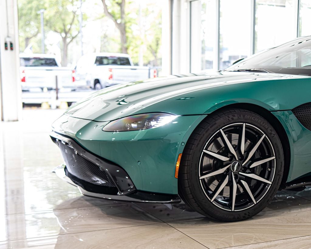 2020 Aston Martin Vantage Base
