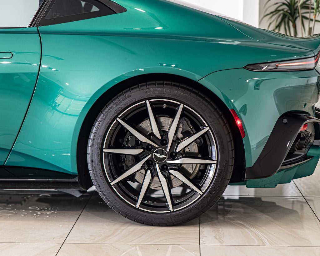 2020 Aston Martin Vantage Base