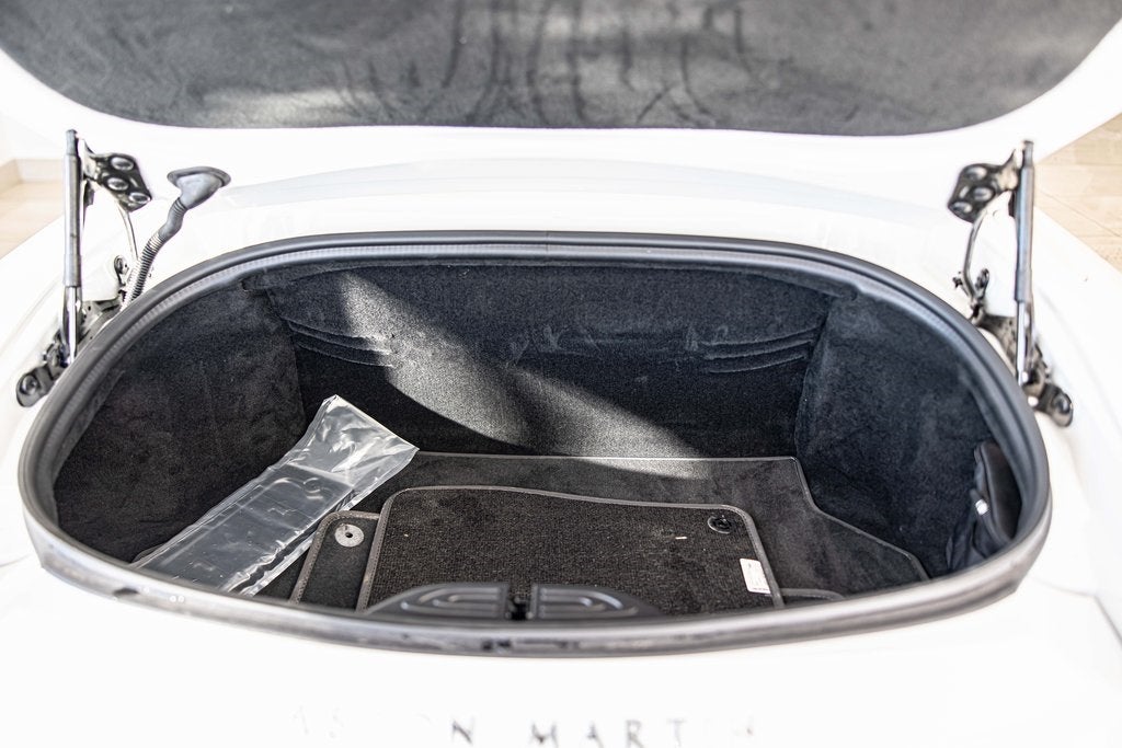 2023 Aston Martin Vantage Base