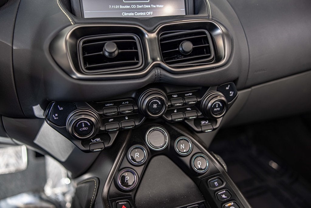 2023 Aston Martin Vantage Base