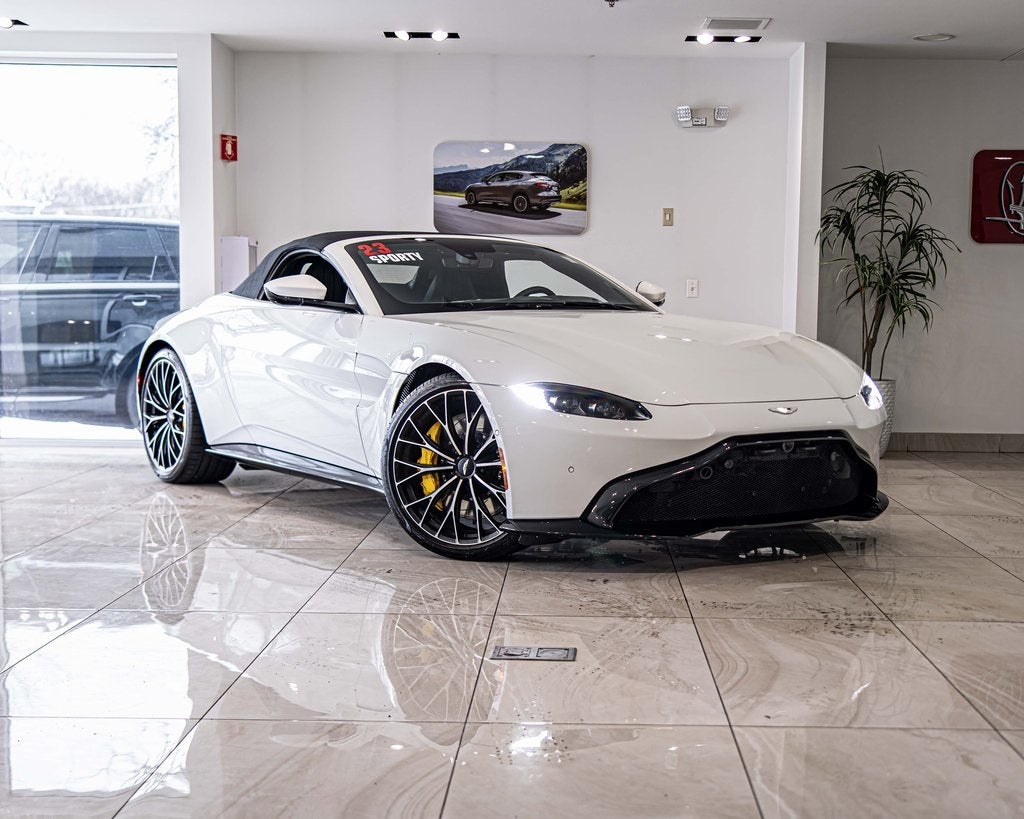 2023 Aston Martin Vantage Base