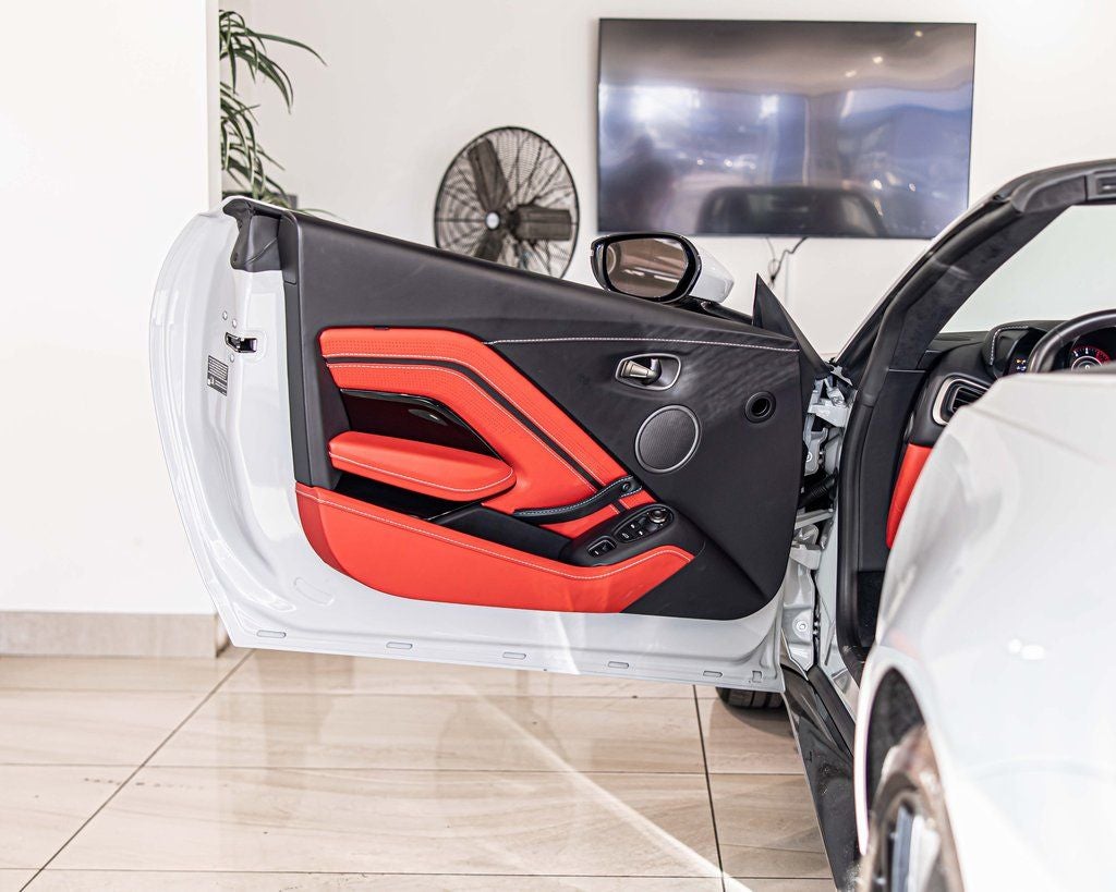 2023 Aston Martin Vantage v8