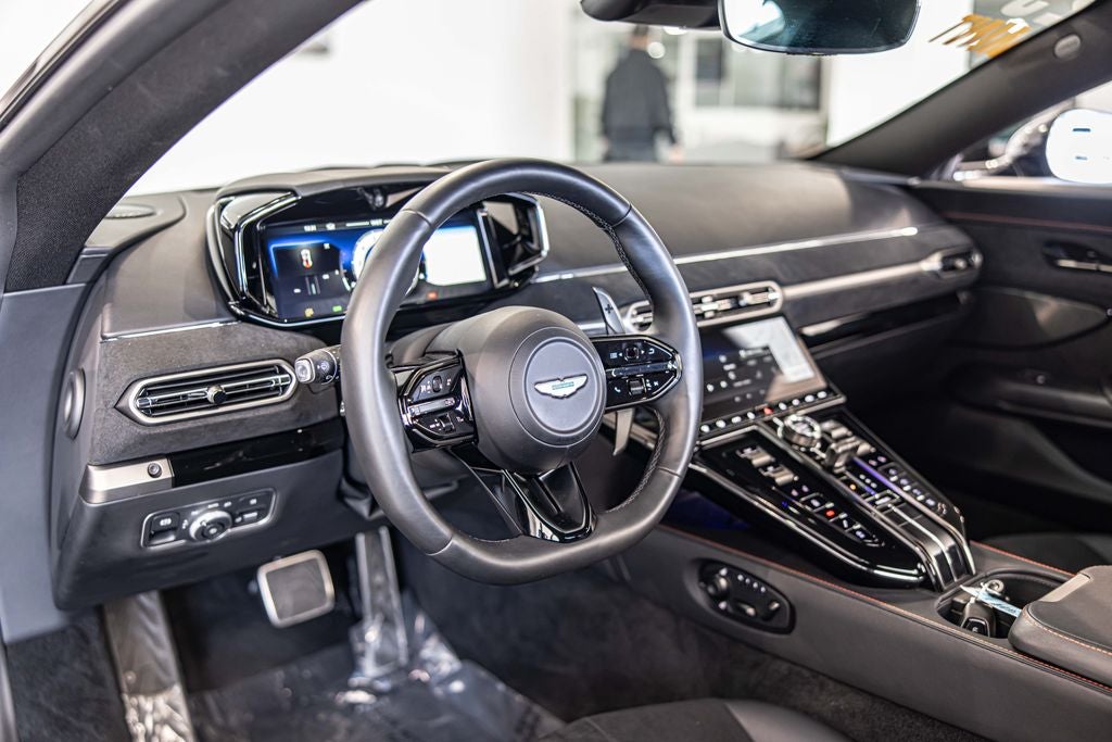 2025 Aston Martin Vantage Base