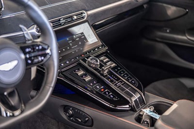 2025 Aston Martin Vantage Base