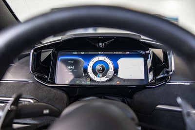 2025 Aston Martin Vantage Base