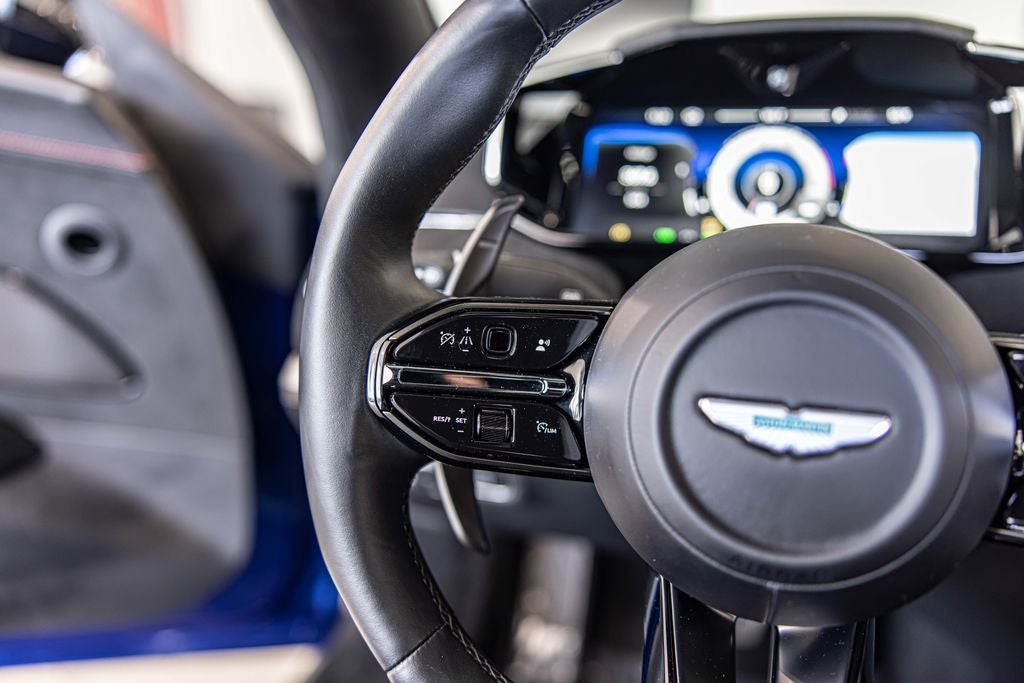 2025 Aston Martin Vantage Base