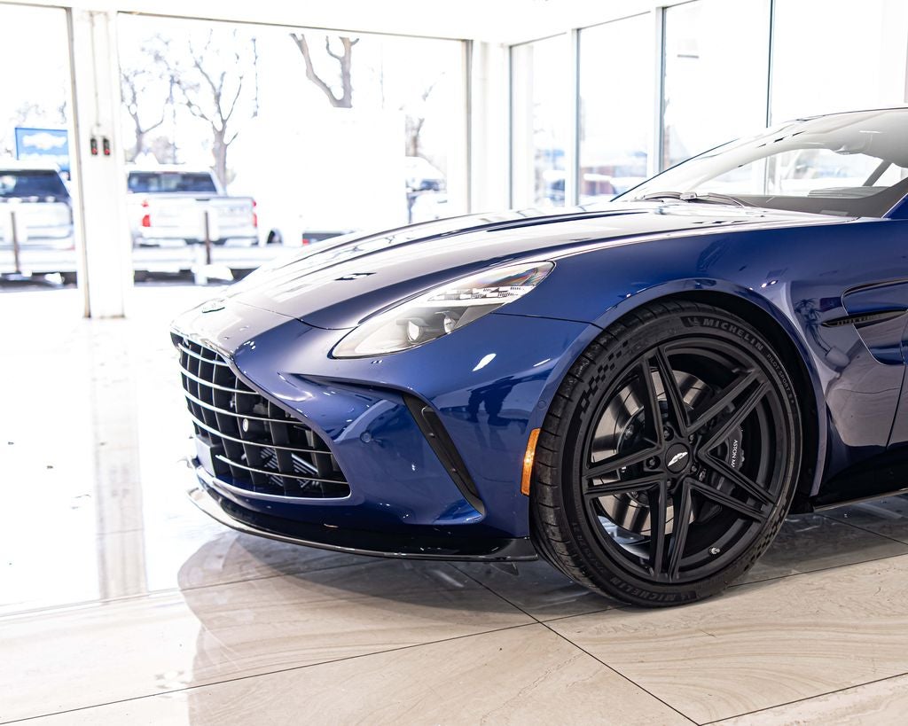 2025 Aston Martin Vantage Base