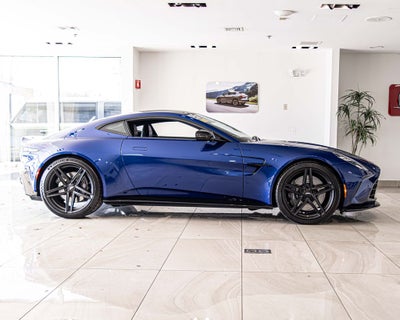 2025 Aston Martin Vantage Base