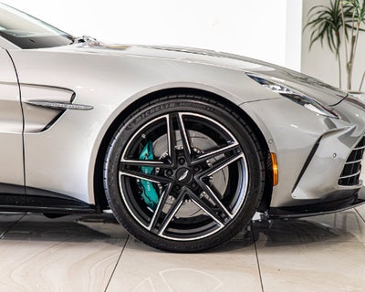 2025 Aston Martin Vantage Base