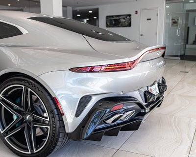 2025 Aston Martin Vantage Base