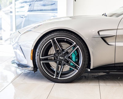 2025 Aston Martin Vantage Base