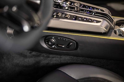 2026 Aston Martin Vanquish V12