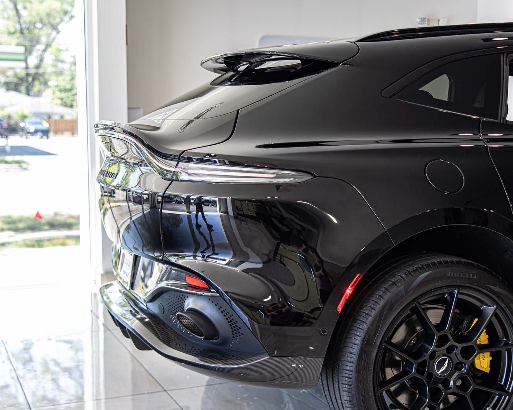 2021 Aston Martin DBX Base