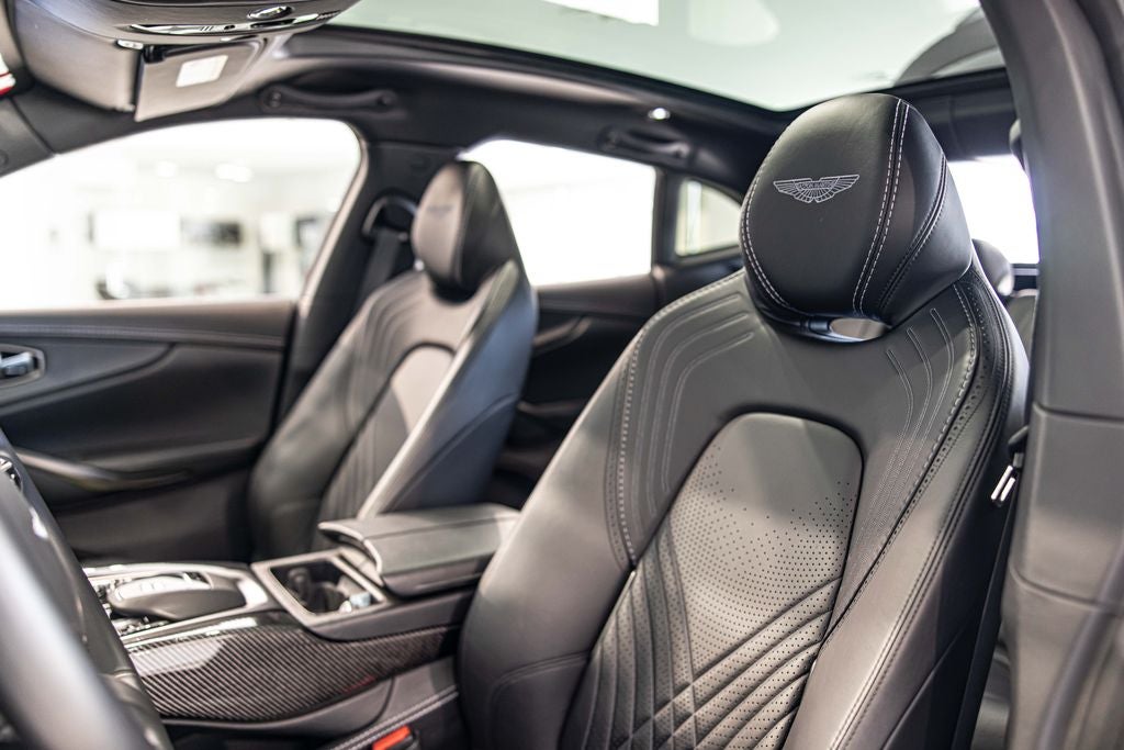 2021 Aston Martin DBX Base