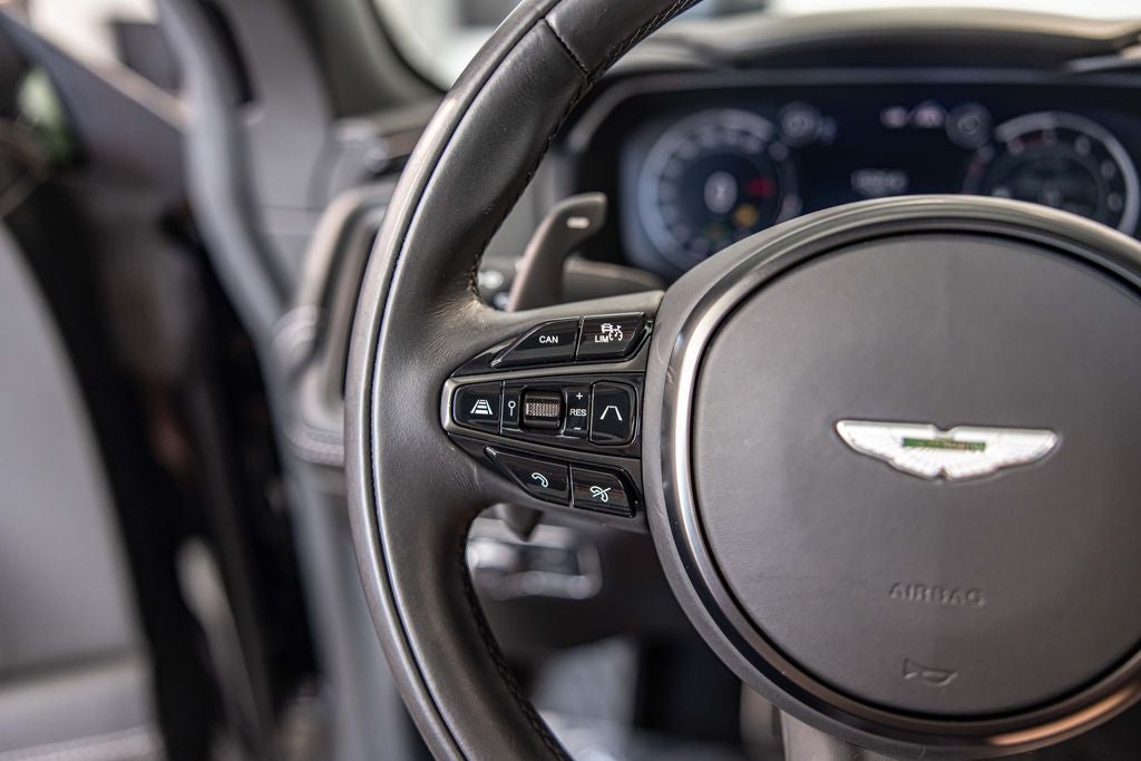 2021 Aston Martin DBX Base