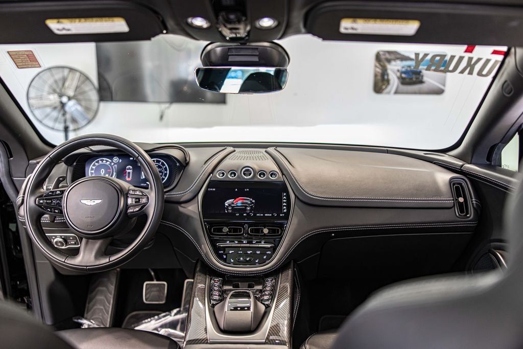 2021 Aston Martin DBX Base