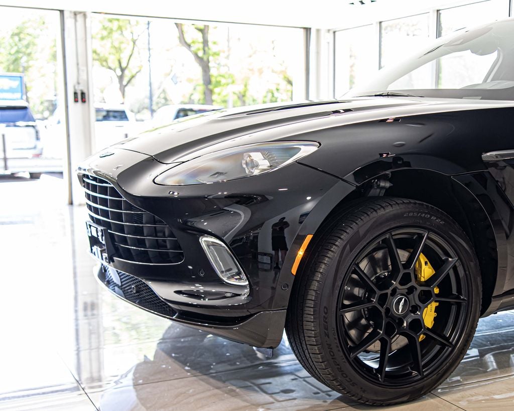 2021 Aston Martin DBX Base