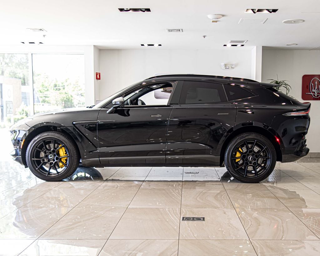 2021 Aston Martin DBX Base
