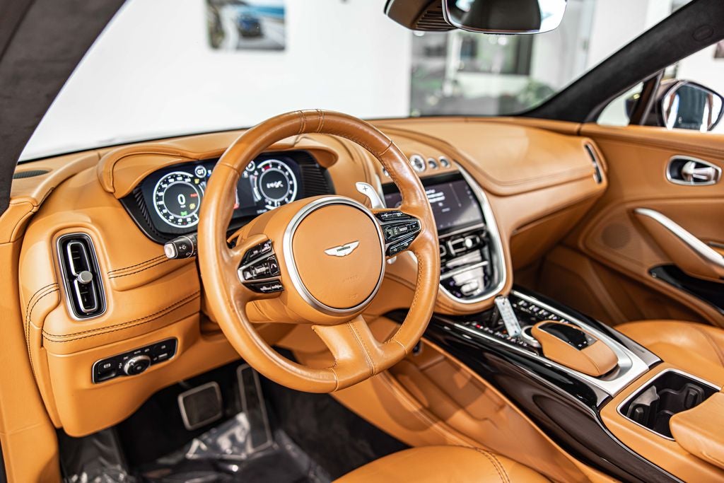 2021 Aston Martin DBX Base