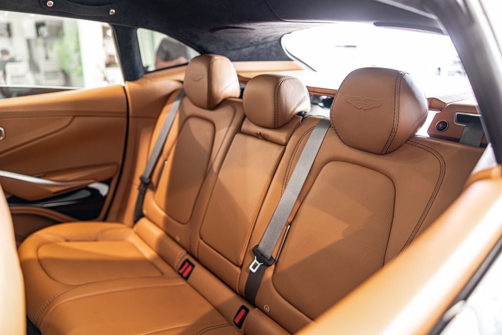 2021 Aston Martin DBX Base