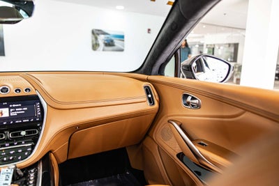 2021 Aston Martin DBX Base