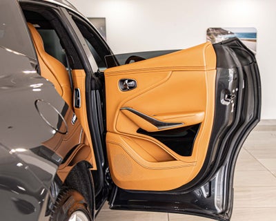 2021 Aston Martin DBX Base