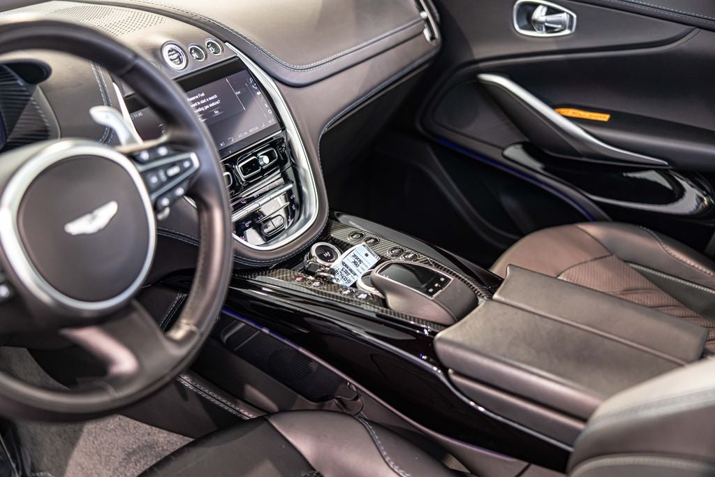 2023 Aston Martin DBX 707