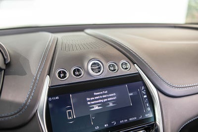 2023 Aston Martin DBX 707