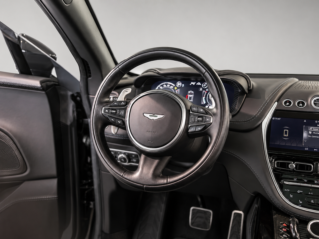 2023 Aston Martin DBX 707