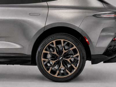 2023 Aston Martin DBX 707