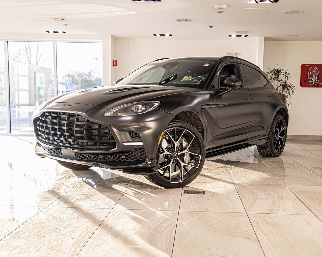 2025 Aston Martin DBX 707