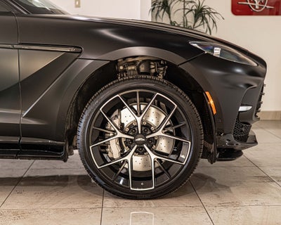 2025 Aston Martin DBX 707
