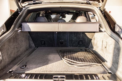 2025 Aston Martin DBX 707