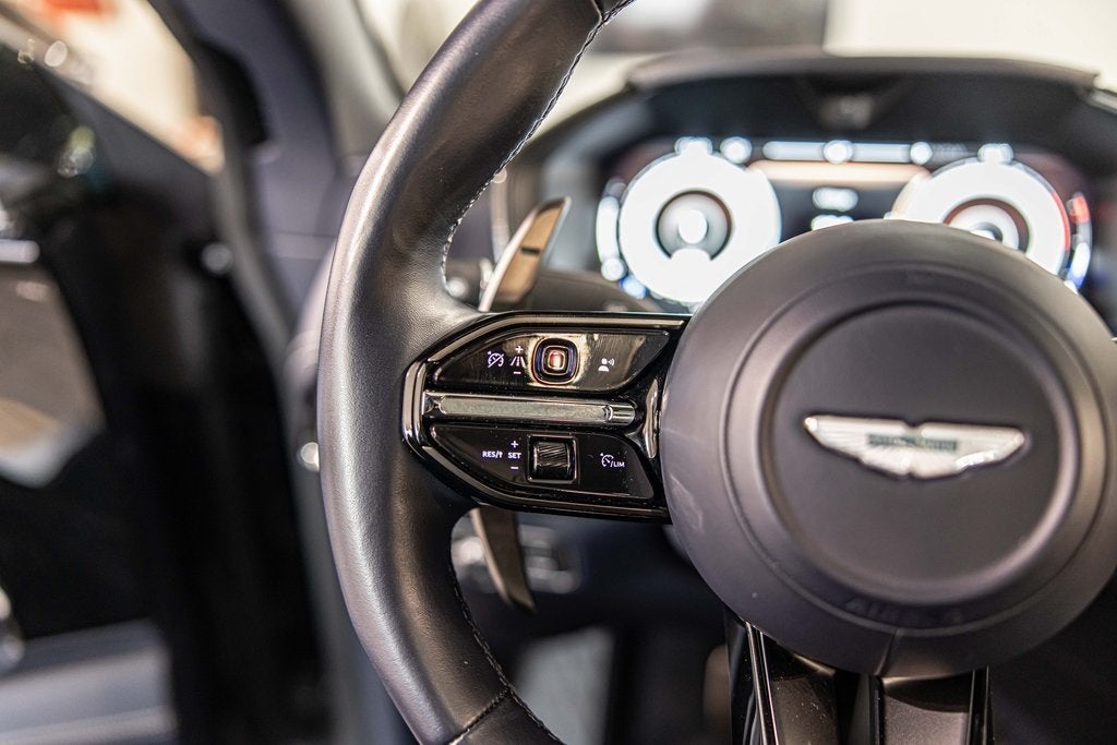 2025 Aston Martin DBX 707