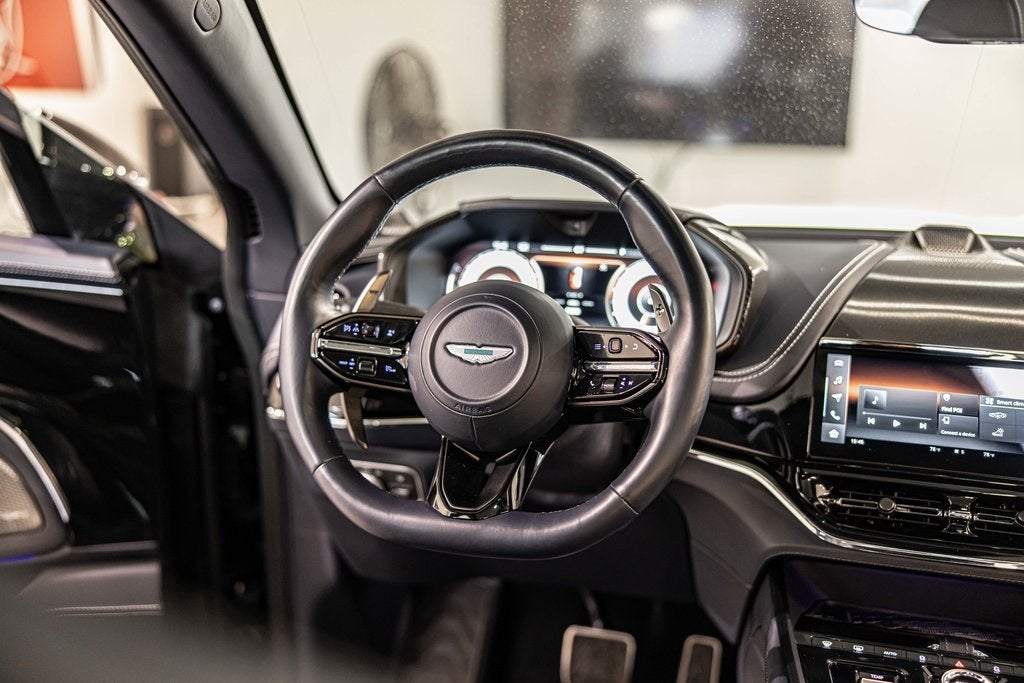 2025 Aston Martin DBX 707