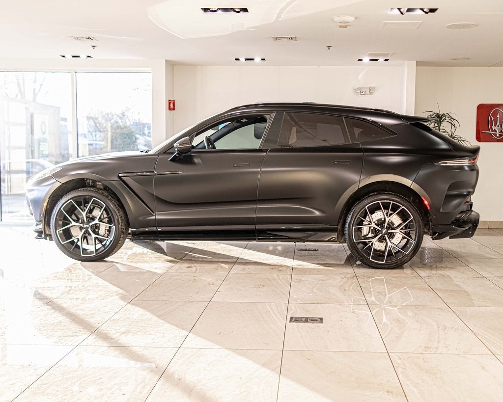 2025 Aston Martin DBX 707