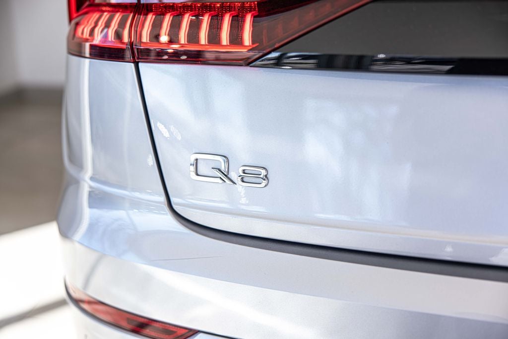 2022 Audi Q8 55 Premium quattro