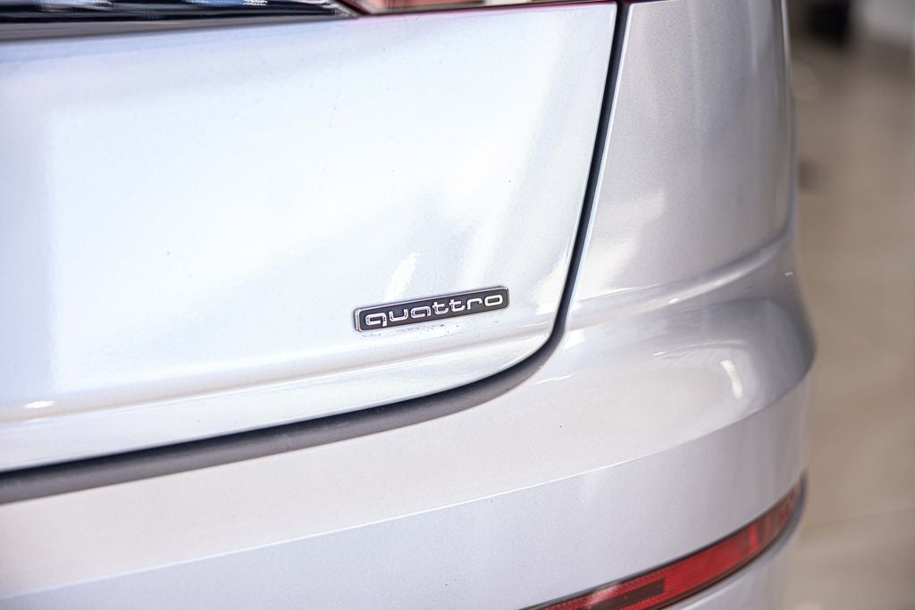 2022 Audi Q8 55 Premium quattro