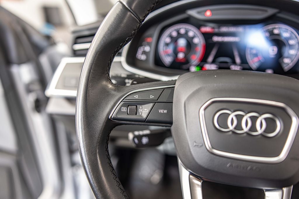 2022 Audi Q8 55 Premium quattro