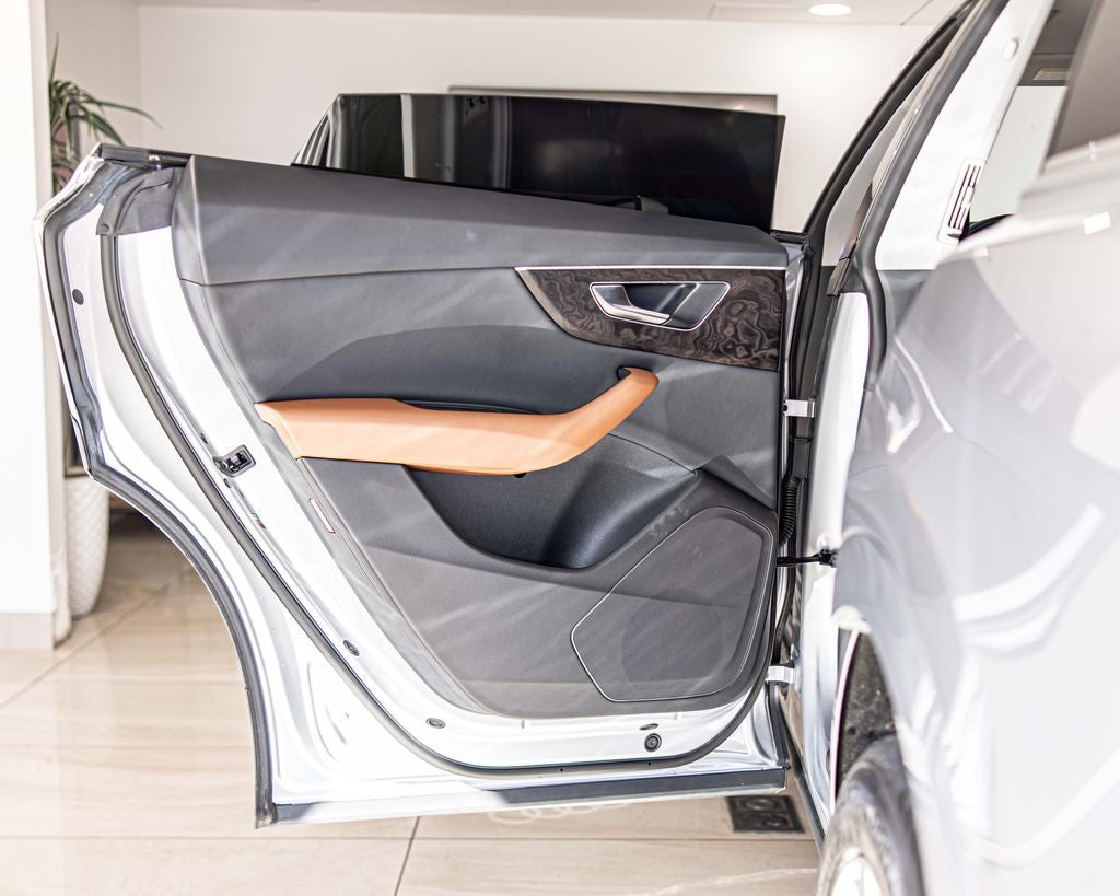 2022 Audi Q8 55 Premium quattro