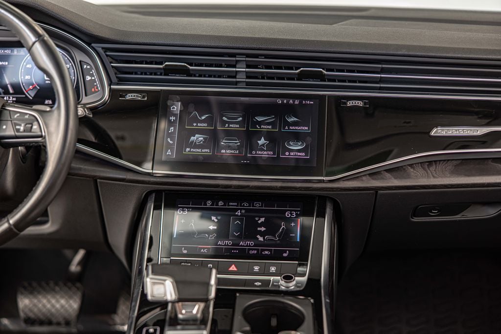 2022 Audi Q8 55 Premium quattro