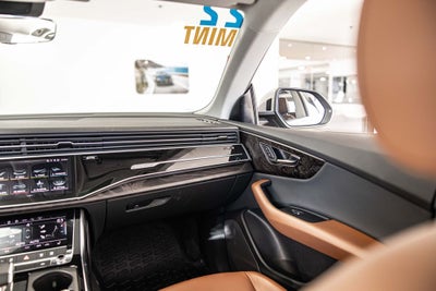 2022 Audi Q8 55 Premium quattro