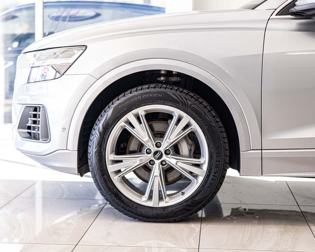 2022 Audi Q8 55 Premium quattro