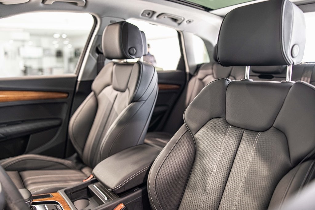 2023 Audi Q5 45 S line Prestige quattro