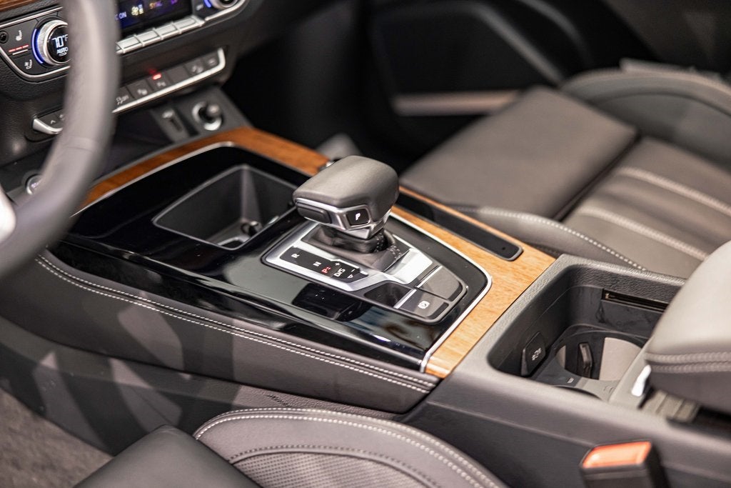 2023 Audi Q5 45 S line Prestige quattro