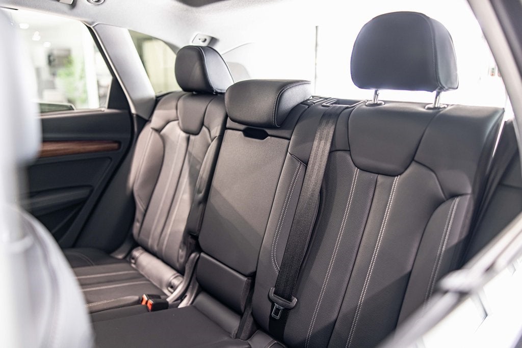 2023 Audi Q5 45 S line Prestige quattro