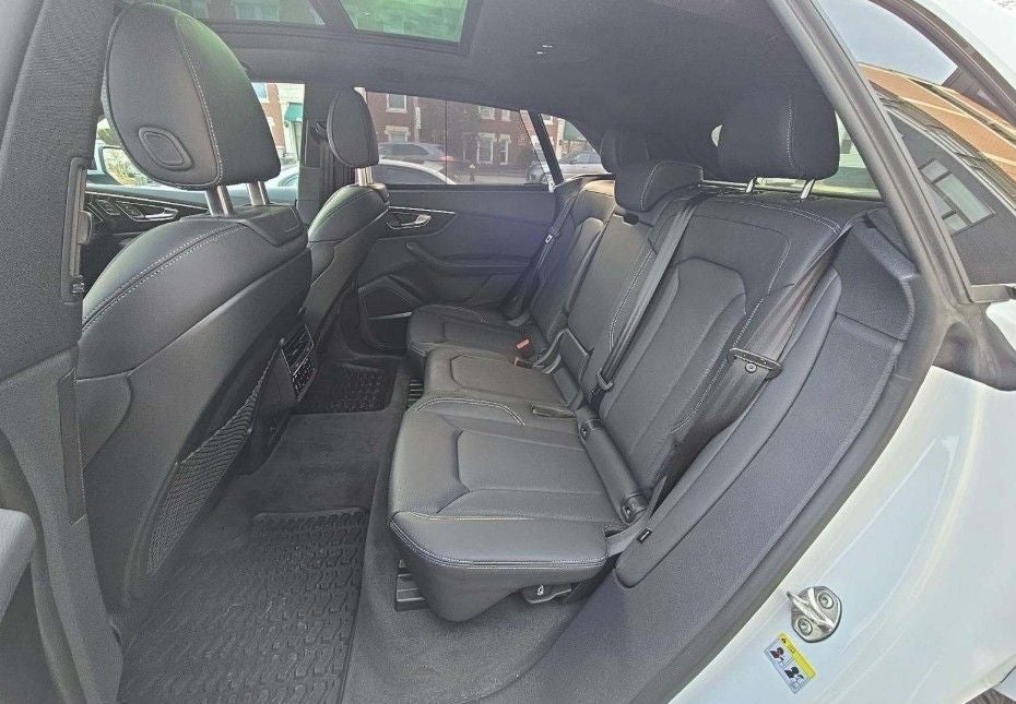 2025 Audi Q8 55 Prestige quattro