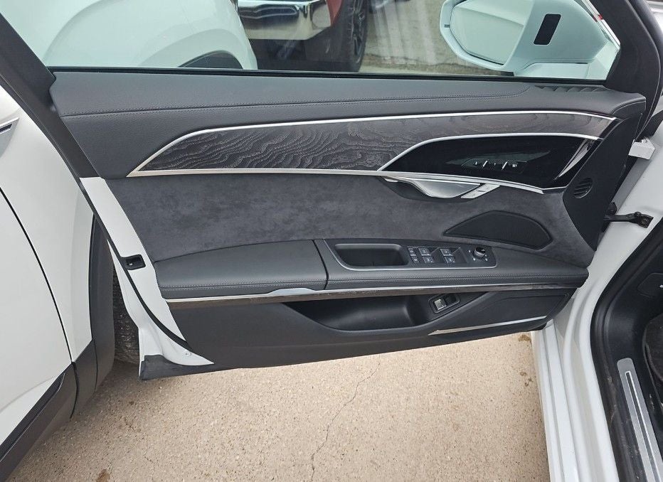 2025 Audi A8 L 55 quattro