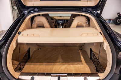 2016 Porsche Panamera 4