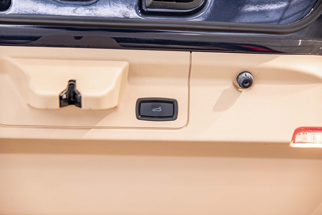 2016 Porsche Panamera 4